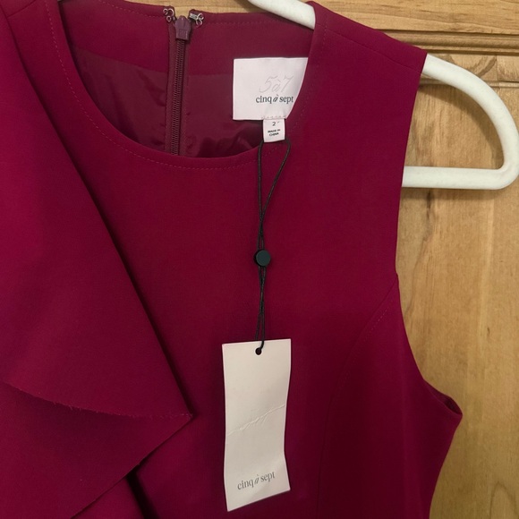 Cinq à Sept Fuchsia One Shoulder Dress - Picture 4 of 9